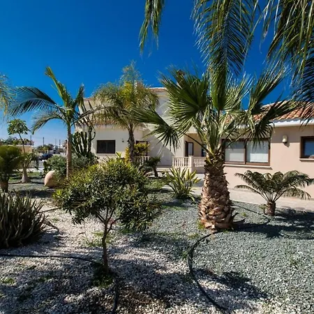 וילה Deluxe, Fabulous And Luxurious 7bdr Villa, Close To Fig Tree Bay