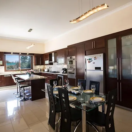 Deluxe, Fabulous And Luxurious 7bdr Villa, Close To Fig Tree Πρωταράς