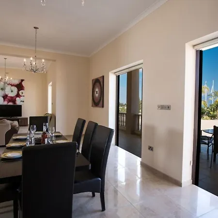 Deluxe, Fabulous And Luxurious 7bdr Villa, Close To Fig Tree * Protaras