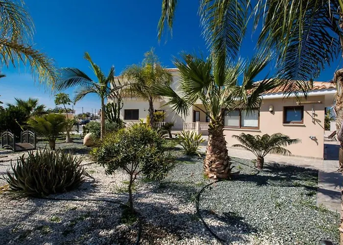 Villa Deluxe, Fabulous And Luxurious 7bdr Villa, Close To Fig Tree