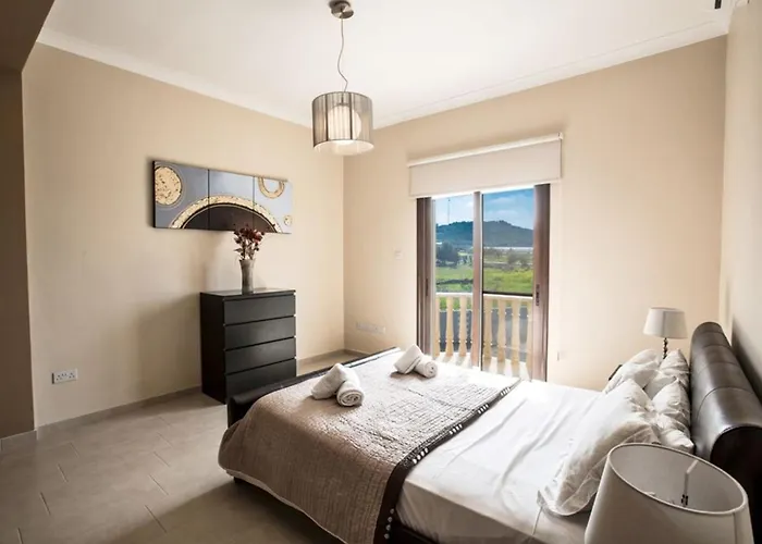 Deluxe, Fabulous And Luxurious 7bdr Villa, Close To Fig Tree Villa *